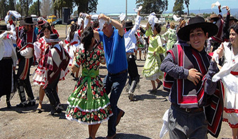 traditional attire of chile