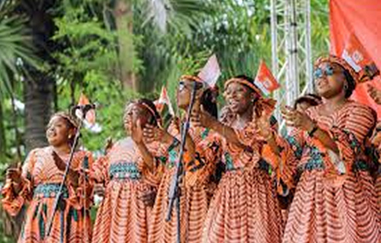 Congo people traditional attire