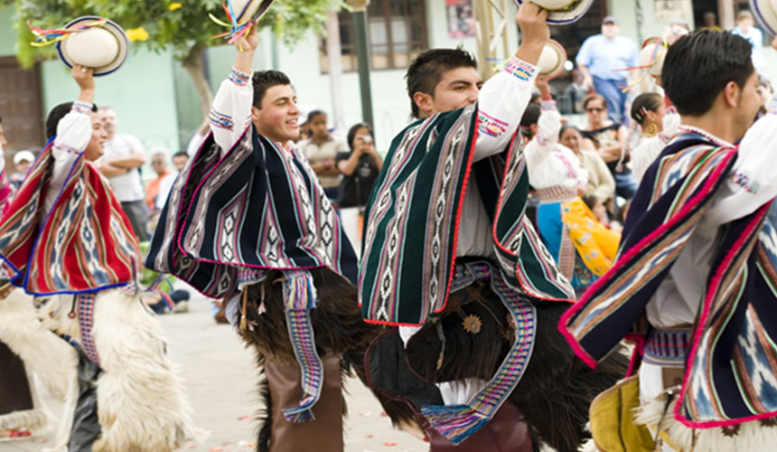 Ecuador Traditional Clothing